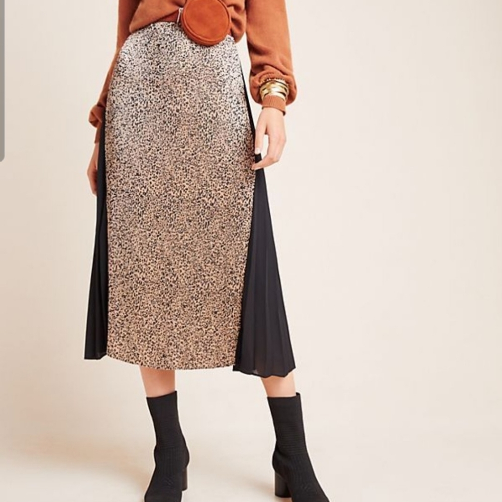 Riley Leopard Midi Skirt